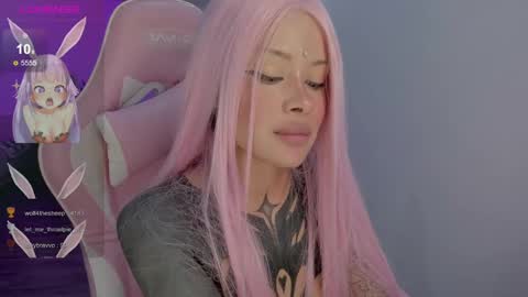 Snapshot of heybambino_ chatting on 01-13-25, 08:37 Bambi.....Help me get 100 likes in the satisfaction bar. online show from 01-13-25, 08:37