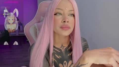 Snapshot of heybambino_ chatting on 01-14-25, 03:53 Bambi.....Help me get 100 likes in the satisfaction bar. online show from 01-14-25, 03:53