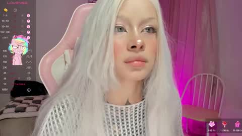 Snapshot of heybambino_ chatting on 09-28-25, 03:23 Bambi.....Help me get 100 likes in the satisfaction bar. online show from 09-28-25, 03:23