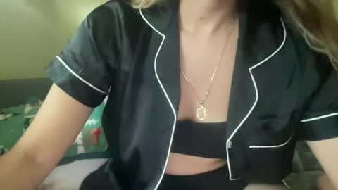 Blue  online show from 11-14-25, 09:02