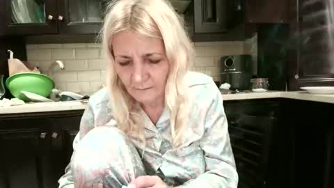 Snapshot of heyheygrey chatting on 11-04-25, 05:50 Heyheygrey online show from 11-04-25, 05:50