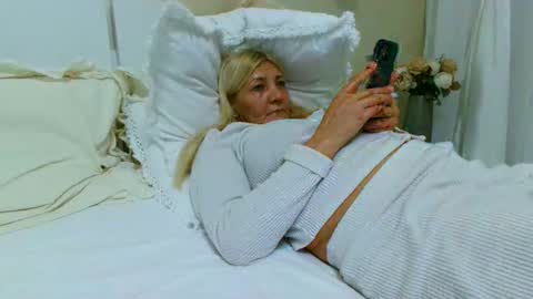 Snapshot of heyheygrey chatting on 11-18-25, 08:46 Heyheygrey online show from 11-18-25, 08:46