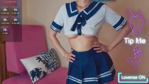 Snapshot of heyitsnaomi chatting on 11-27-25, 05:20 Naomi online show from 11-27-25, 05:20