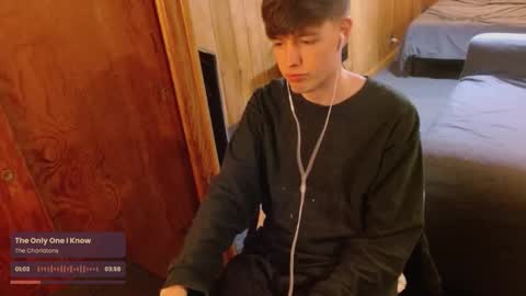 Snapshot of heyitsyourboy chatting on 12-22-24, 06:17 heyitsyourboy online show from 12-22-24, 06:17