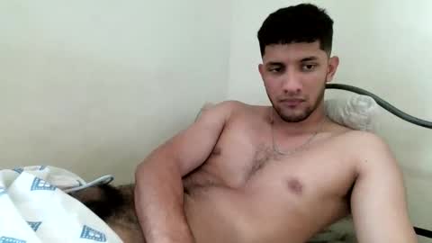 Snapshot of heynotfound chatting on 10-13-25, 08:20 xd online show from 10-13-25, 08:20