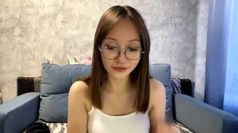 Snapshot of heytomato chatting on 10-21-25, 07:53 Im Alice since birth  online show from 10-21-25, 07:53