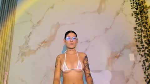 heyyo1808 online show from 09-19-25, 07:58