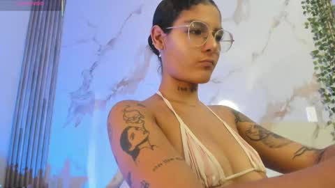 heyyo1808 online show from 10-03-25, 09:34