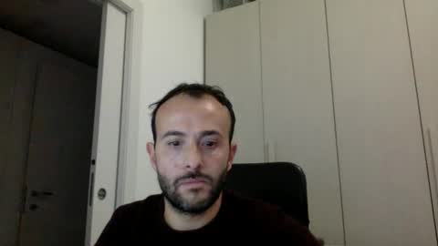 Snapshot of hhombre chatting on 10-31-25, 03:46 hhombre online show from 10-31-25, 03:46