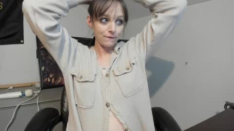 Paige online show from 09-14-25, 01:27