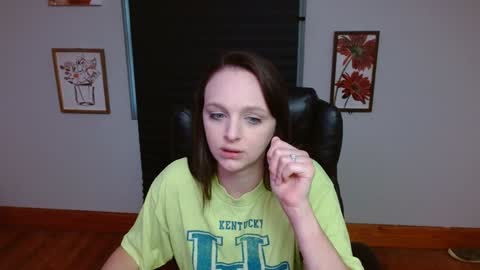 Paige online show from 10-08-25, 01:20