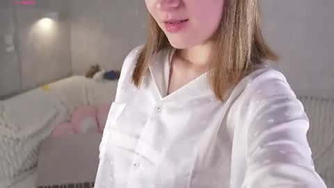 Mira online show from 07-18-26, 11:52