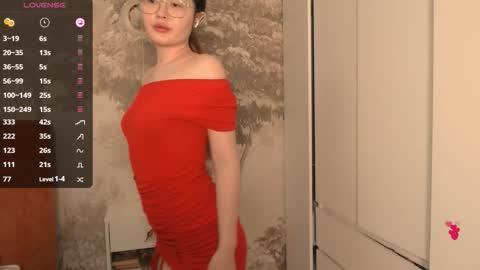 Hiaru online show from 11-30-25, 05:33