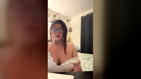 Maevry online show from 05-16-26, 04:53