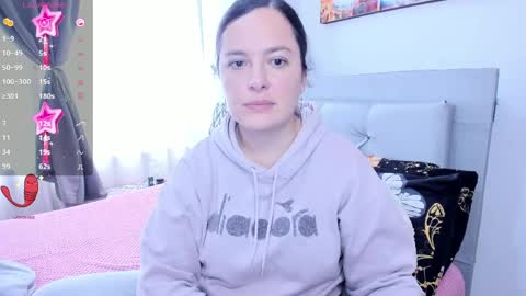 Snapshot of hidianapaola chatting on 06-09-26, 06:30 Diana online show from 06-09-26, 06:30