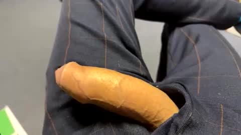 Snapshot of higradez chatting on 10-10-25, 04:06 higradez online show from 10-10-25, 04:06