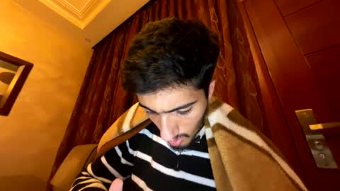 Snapshot of hihi9697 chatting on 02-22-26, 12:34 hihi9697 online show from 02-22-26, 12:34