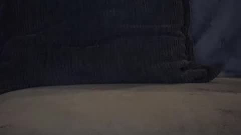 Snapshot of hikinks chatting on 09-21-25, 04:03 hikinxxx online show from 09-21-25, 04:03