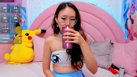 Snapshot of hikori_ chatting on 12-14-24, 04:56 Hikori online show from 12-14-24, 04:56