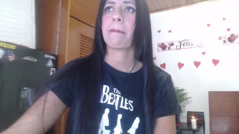 hilaril18 online show from 02-13-25, 11:26