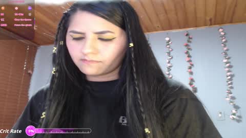 hilaril18 online show from 01-10-26, 10:36