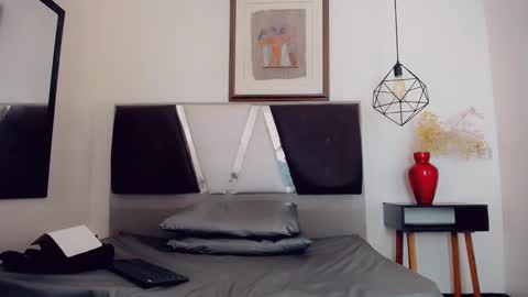 Hilary Avilan online show from 02-07-25, 07:49