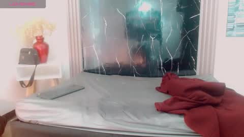 Hilary Avilan online show from 04-13-26, 08:25