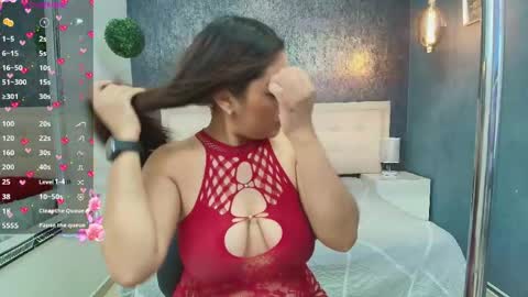 hilary_evanss online show from 05-17-26, 03:59