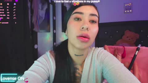 Snapshot of hilary_jones_22 chatting on 01-21-25, 11:13 LUNA new account  FOLLOW ME online show from 01-21-25, 11:13