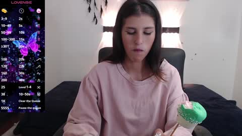 H I L A R Y online show from 12-17-24, 06:35