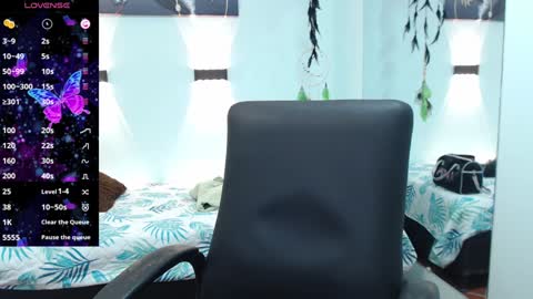 H I L A R Y online show from 01-10-25, 03:18