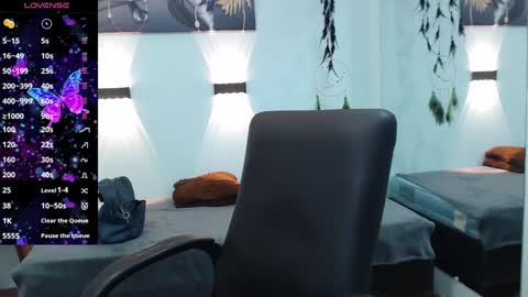 H I L A R Y online show from 01-19-25, 03:08