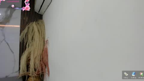 Hilary Thomsom online show from 01-07-26, 12:07