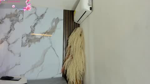 Hilary Thomsom online show from 02-17-26, 11:50