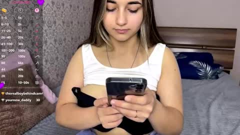 Ani online show from 10-16-25, 08:21