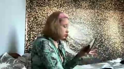 Julia online show from 06-29-26, 06:30