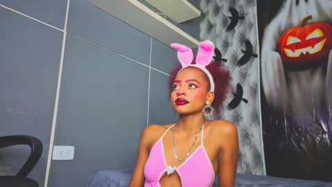  Hillary  online show from 10-29-25, 06:26