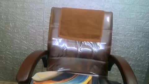 Himani online show from 09-26-25, 05:28