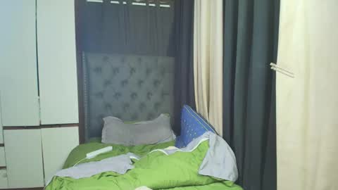 Snapshot of himarika chatting on 02-01-26, 06:56 yuricah online show from 02-01-26, 06:56