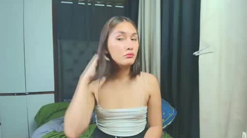 Snapshot of himarika chatting on 02-11-26, 07:02 yuricah online show from 02-11-26, 07:02