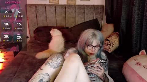Snapshot of himiko_08 chatting on 05-12-26, 05:48 Inori Independent model online show from 05-12-26, 05:48