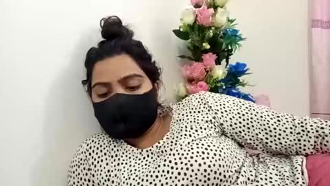 himuhimu22 online show from 02-26-25, 11:26