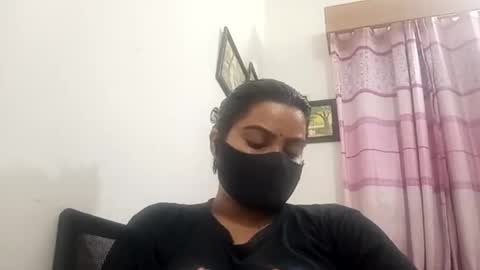 himuhimu22 online show from 10-14-25, 04:19