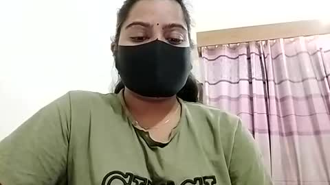 himuhimu22 online show from 11-20-25, 07:02