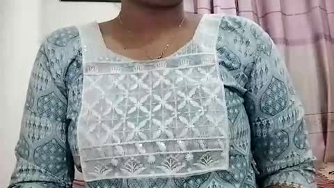 himuhimu22 online show from 01-15-26, 11:37