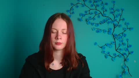 Hinata online show from 04-11-26, 07:45