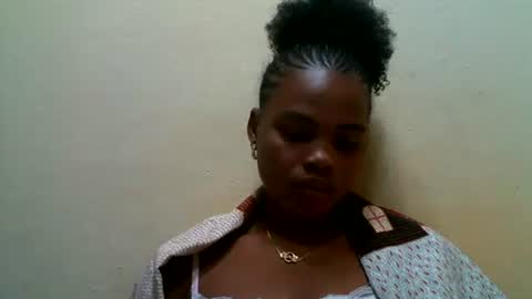Snapshot of hinah89 chatting on 06-09-26, 08:48 hinah89 online show from 06-09-26, 08:48