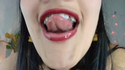 hinata online show from 09-11-25, 09:04