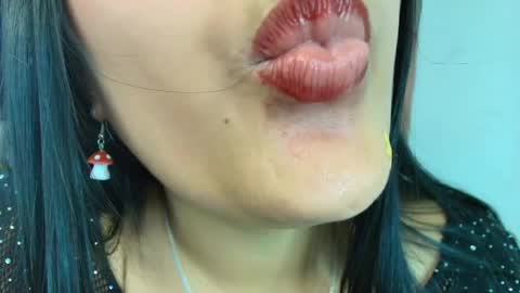 hinata online show from 04-01-26, 08:50