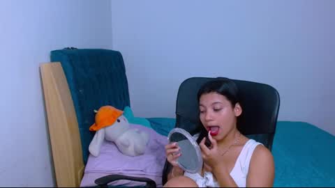 Snapshot of hinata_9 chatting on 02-13-26, 08:05 0600AM-1100AM - online show from 02-13-26, 08:05